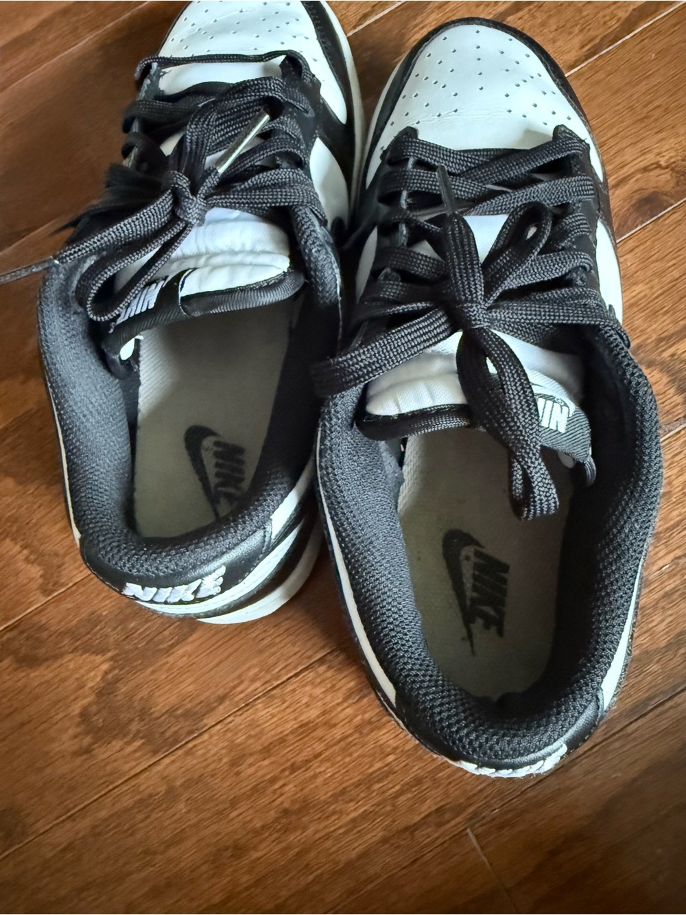 Nike Black and White Dunk Low Sneakers size us 8 women’s - Picture 8 of 10